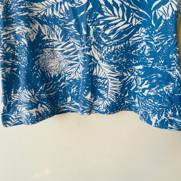 Talbots Size M t-shirt round collar tropical print - Picture 4 of 9